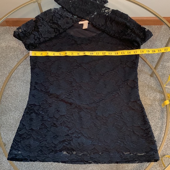 Banana Republic Lace Top - Picture 6 of 13